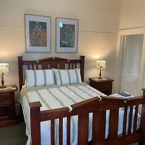4* Guest house Riversleigh House